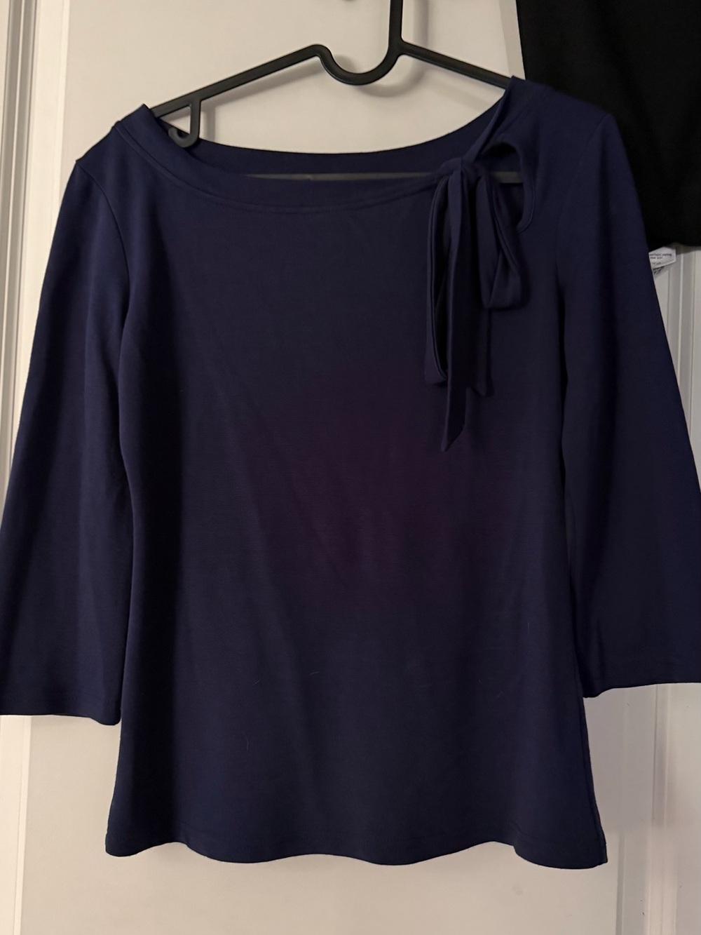 Voodoo vixen 3/4 sleeve top w/ now in dark blue sz M